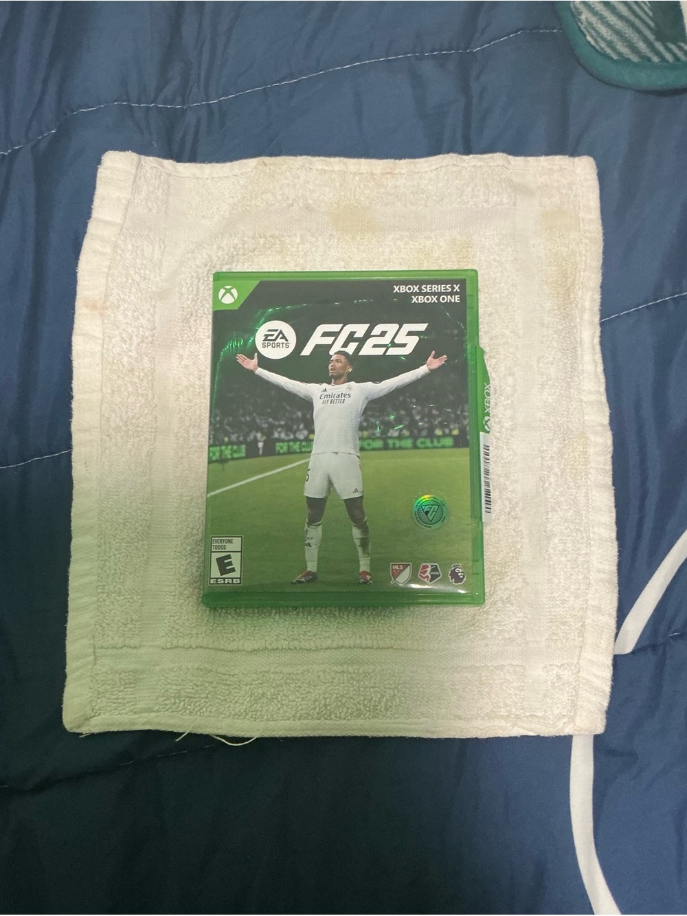 EA SPORTS FC 25 Xbox Game - Green Case